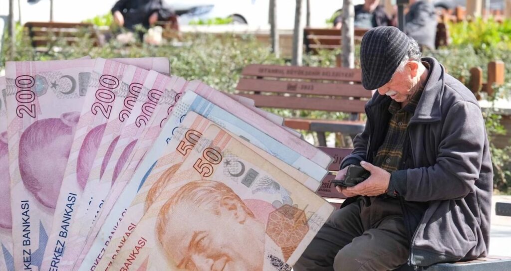 Özgür Erdursun rakam verdi: Ocak 2027 emekli ve memur zammı netleşiyor