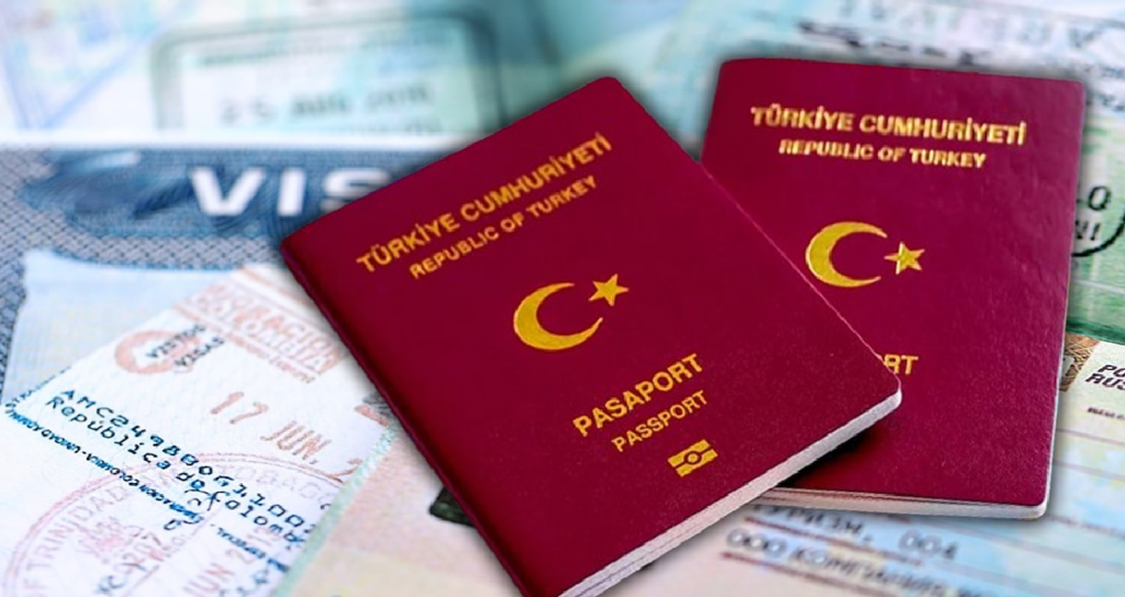 Türklerin akın akın gittiği ülke vizesiz kalış süresini yarıya indirdi